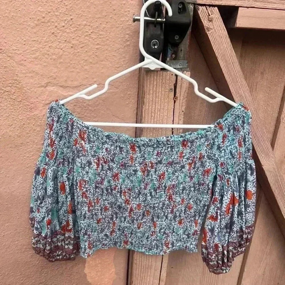 Poupette St Barth
Ariel Smocked Top in Sky Blue Clary - Picture 6 of 8